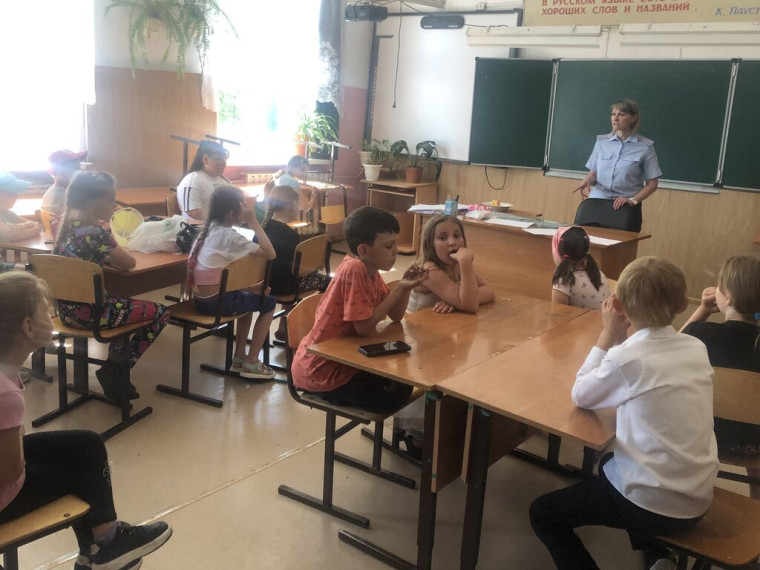Профилактические беседы.